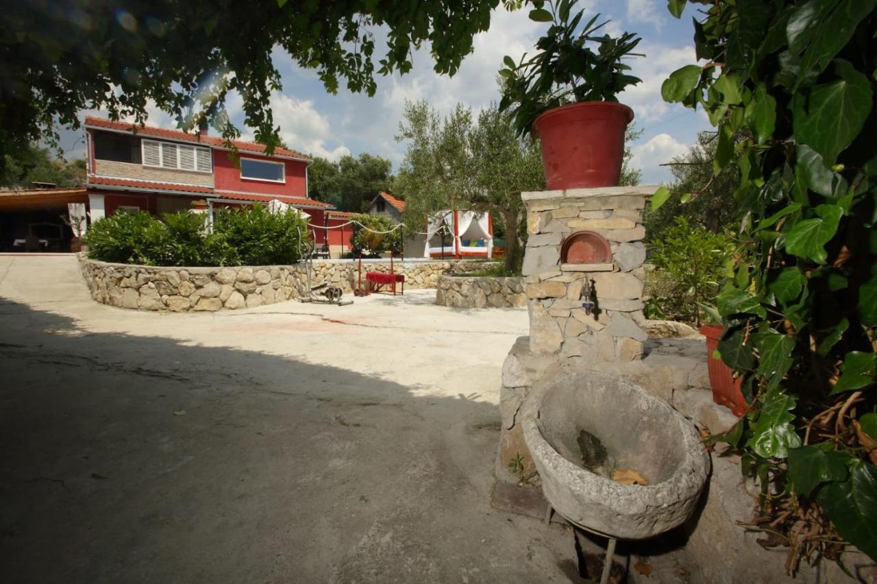 Villa D'Amante Klis Eksteriør bilde
